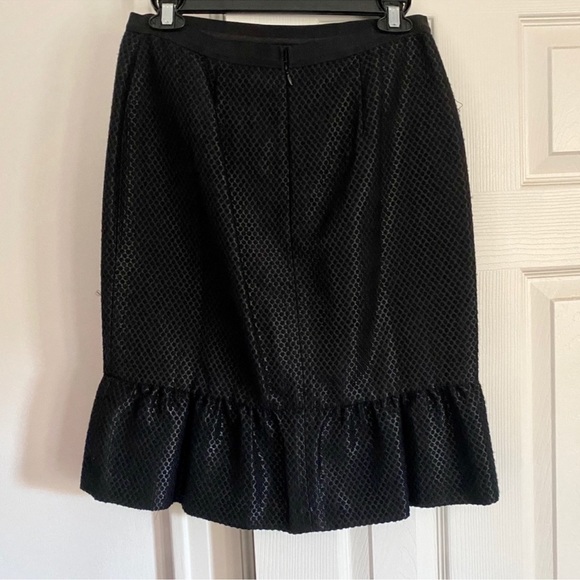 Ann Taylor Black Polka Dot Peplum Pencil Skirt - Size 8 - Picture 2 of 3